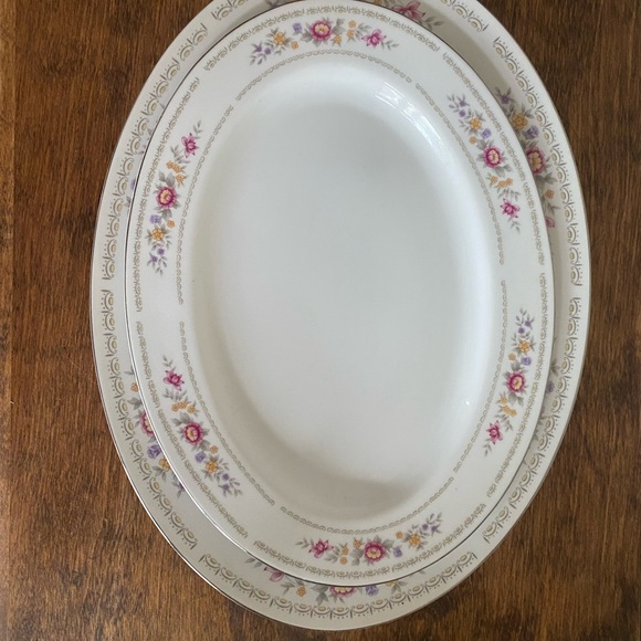 Vintage Royal lady platter in the Fantasy pattern - Picture 4 of 4